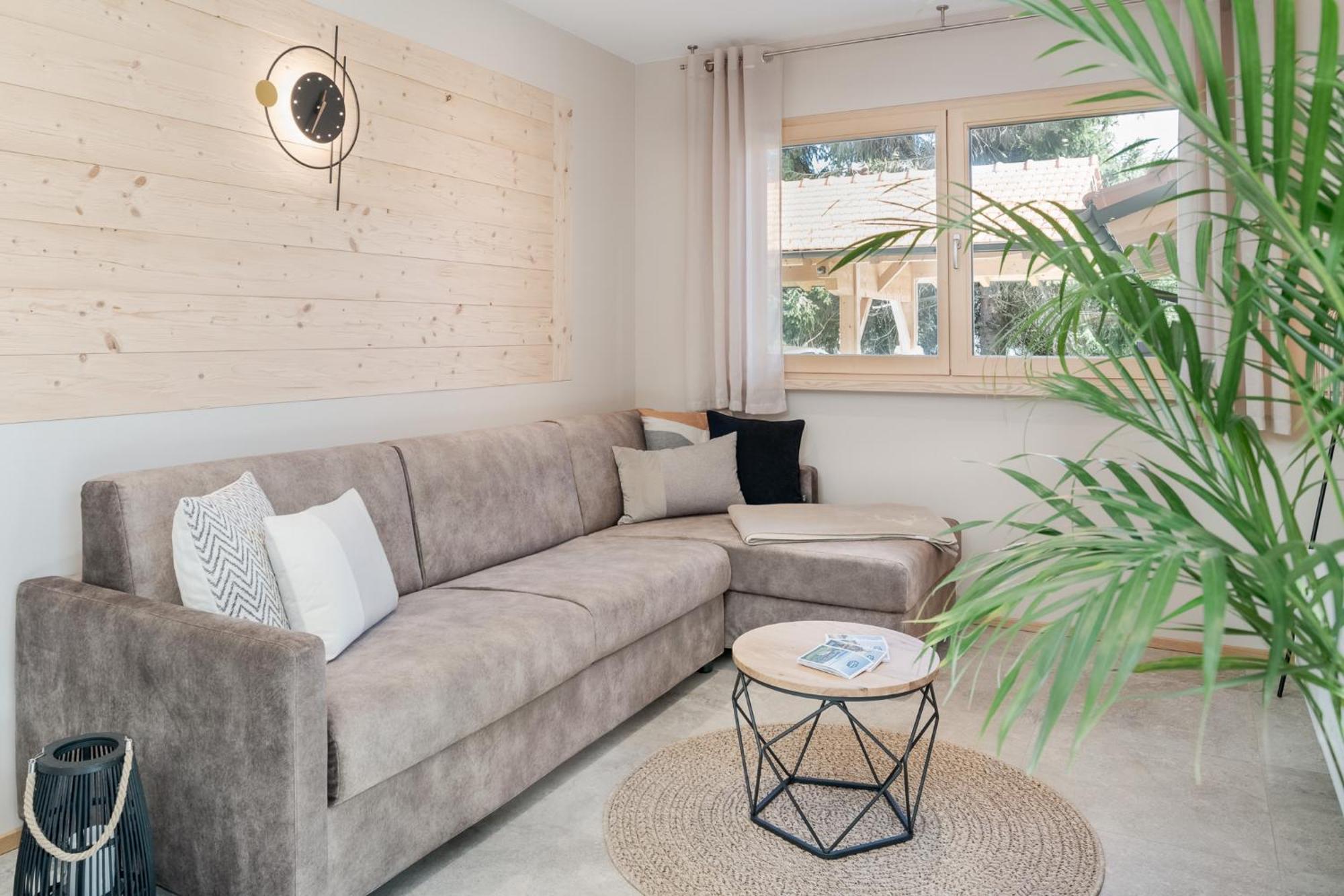 Апартаменты Fenjoy: Ferienapartment Mit Terrasse / Zentral / Bbq Бернау-ам-Кимзее