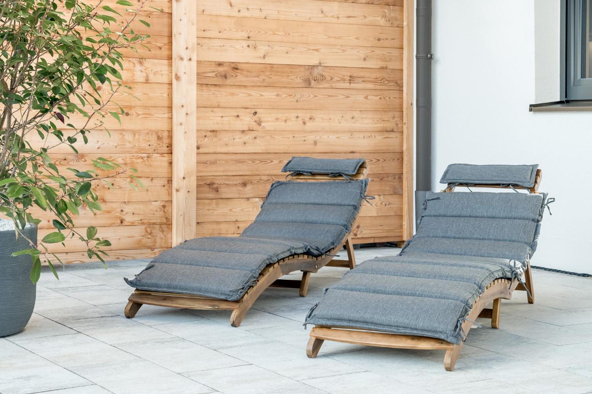Apartment Fenjoy: Ferienapartment Mit Terrasse / Zentral / Bbq